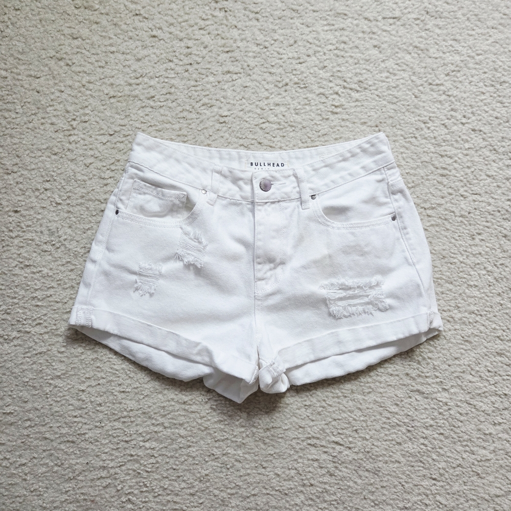 Bullhead Women's White Distressed Shorts